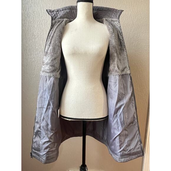 BCBGeneration Quilted Chevron XS Coat Puffer Faux Fur Jacket Gray Parka New - Picture 4 of 13